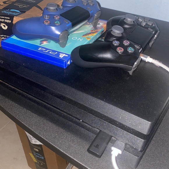 PS4 Pro (with two controllers)  usb cable headphones & usb headset connector